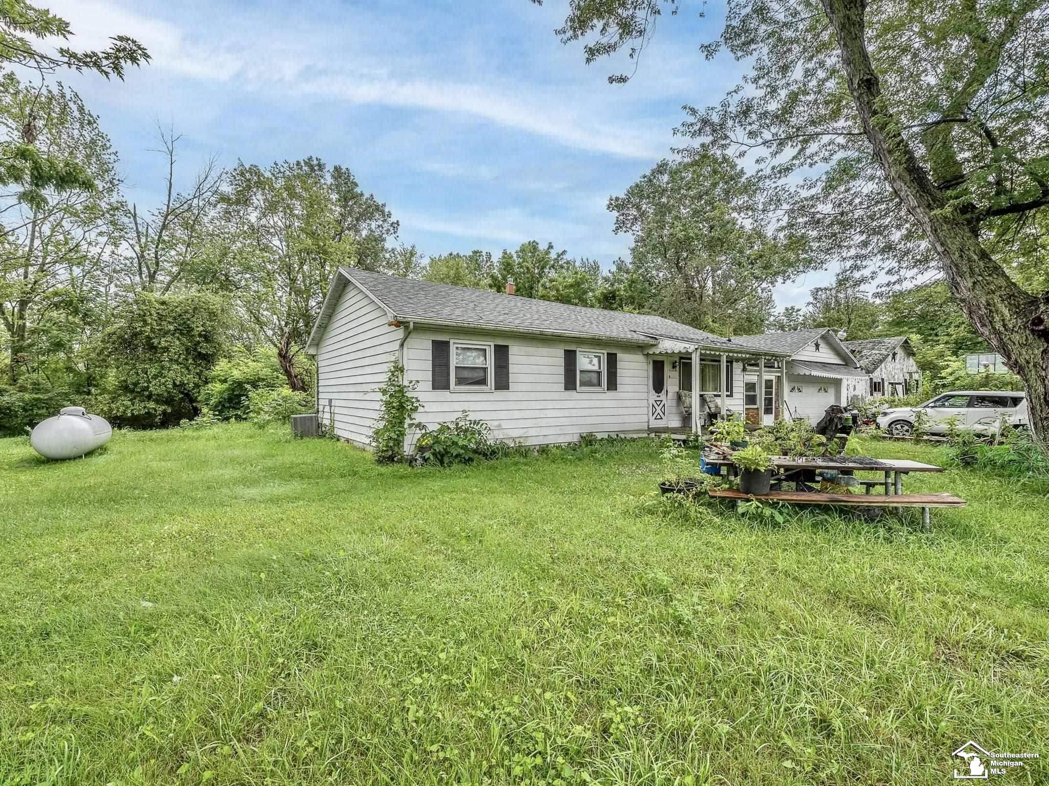 9089 S Telegraph Road