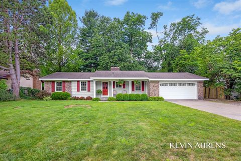 Photo of 4473 Trail View, Grand Rapids, MI 49525 (MLS # 70545249)