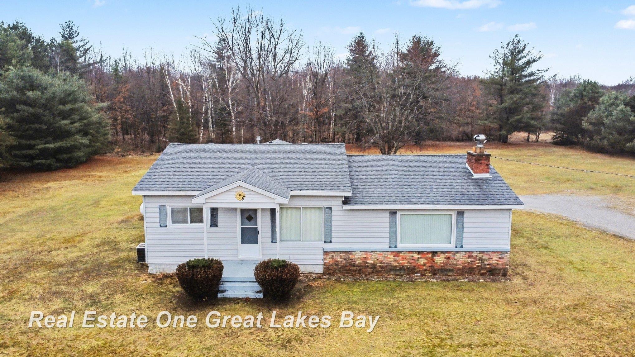 2750 E Deckerville Road