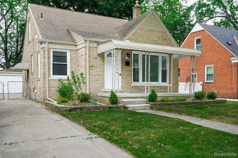 Photo of 1922 N Wilson Avenue, Royal Oak, MI 48073 (MLS # 60951222)