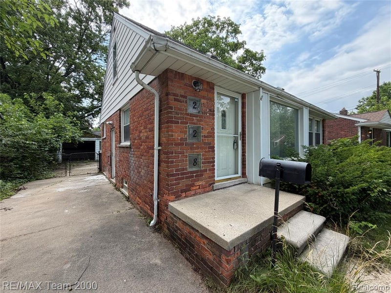 228 Auburn Street