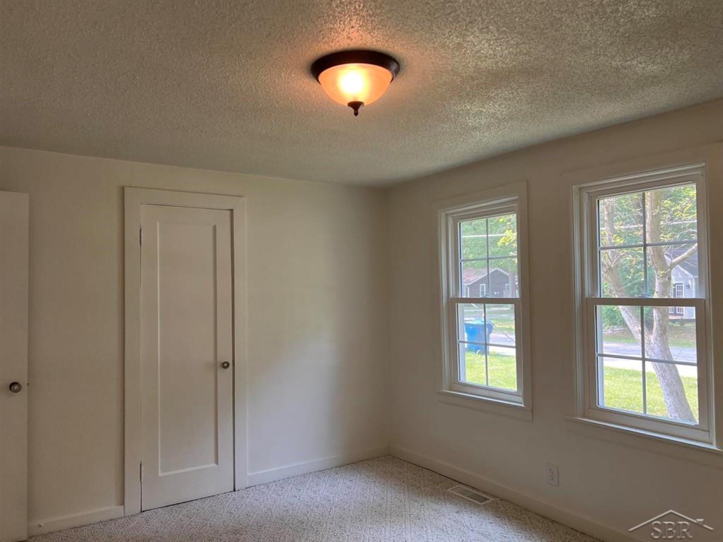 Sanford, Michigan 48657, United States, 3 Bedrooms Bedrooms, ,1 BathroomBathrooms,Residential,Pending,194518