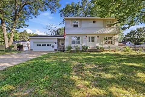 Photo of 2029 Southland Drive, Muskegon, MI 49442 (MLS # 70548049)