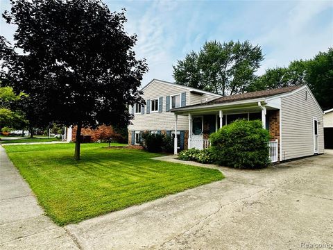 329 Cranbrook Boulevard Monroe MI 48162