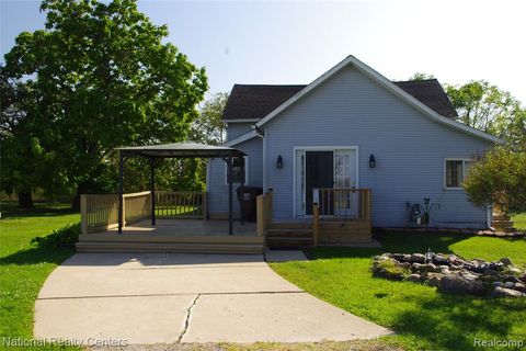 8276 War Road Newport MI 48166