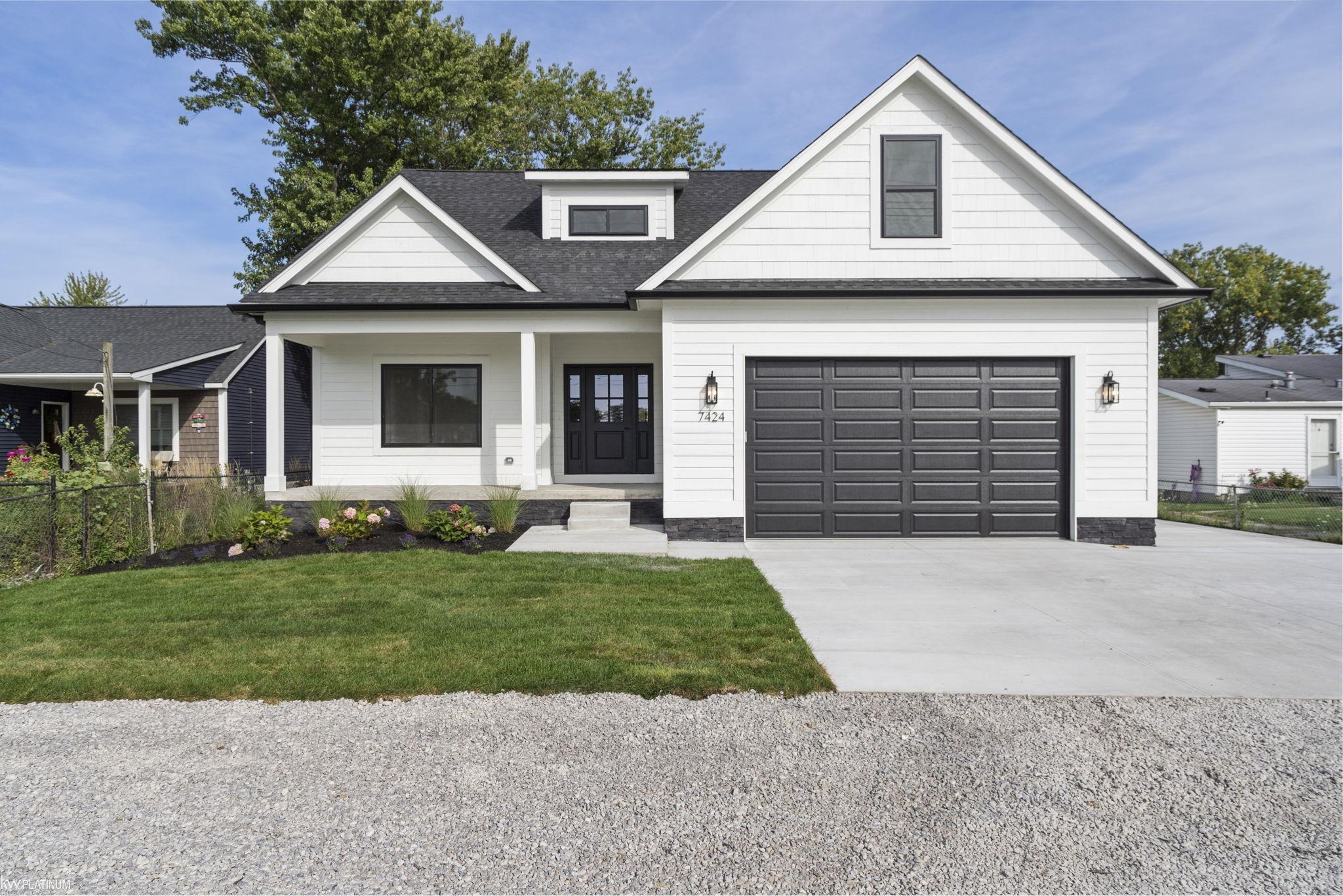 7424 Dyke Road, Clay, MI 48001