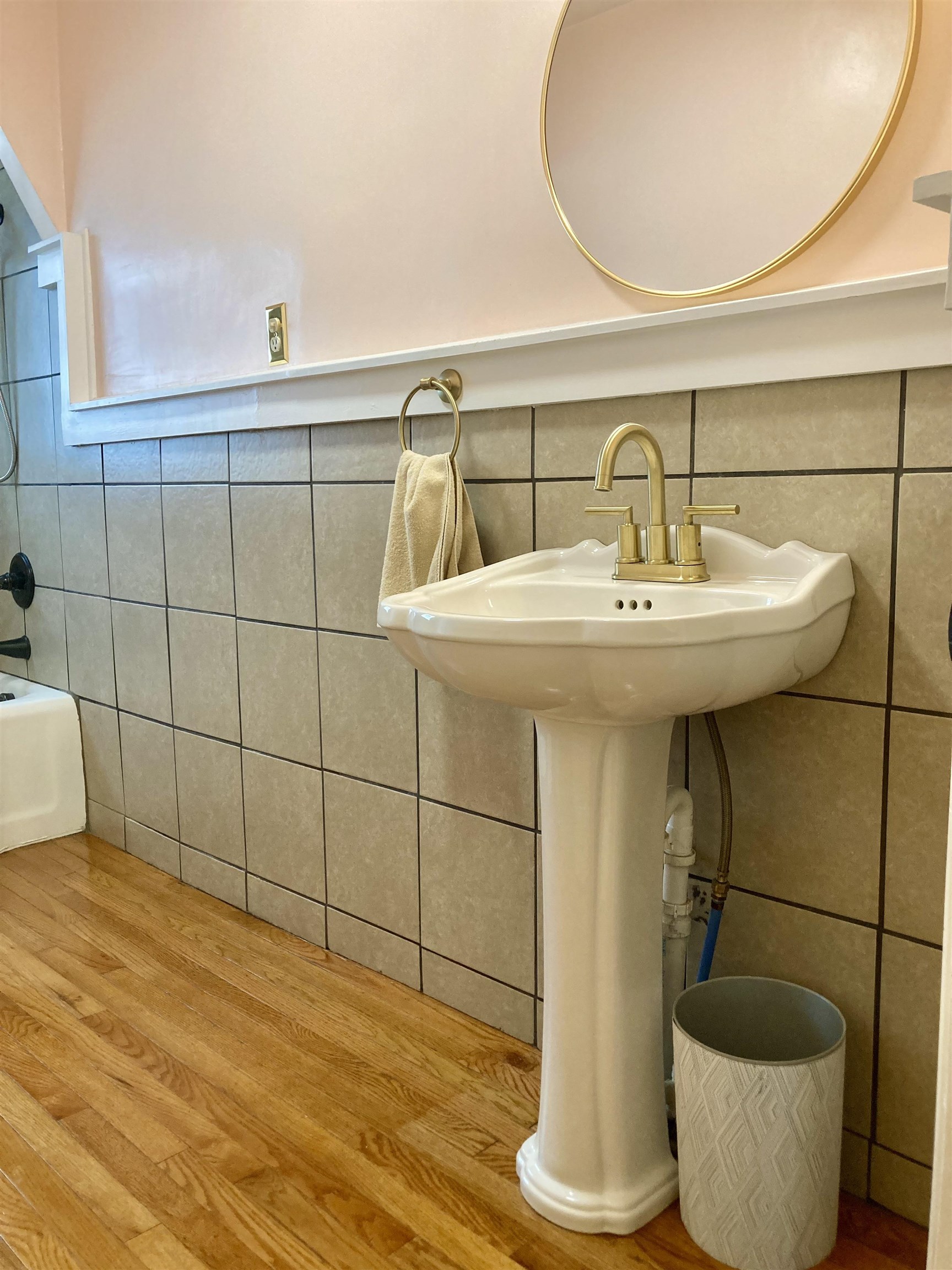 Bay City, Michigan 48708, United States, 3 Bedrooms Bedrooms, ,1 BathroomBathrooms,Residential,Active,226068