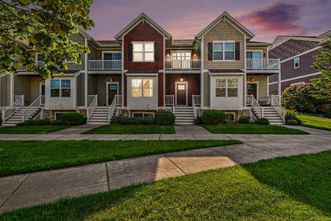 Photo of 4312 St Annes Avenue 12 #12, Kentwood, MI 49512 (MLS # 70534860)