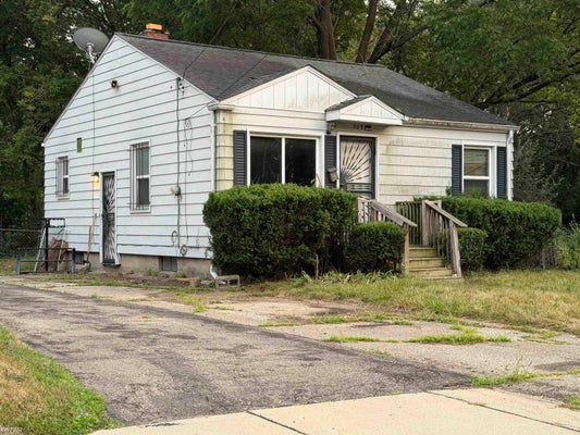 305 W ELDRIDGE AVE, FLINT, MI 48505 - Image 2f0bd2e051ad3bc6d22a68e9007b4dae/965499631