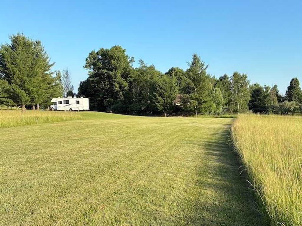 Photo of 1674 BYE WAY Way #392-393 Bye Way, Gladwin, MI 48624 (MLS # 50180165)