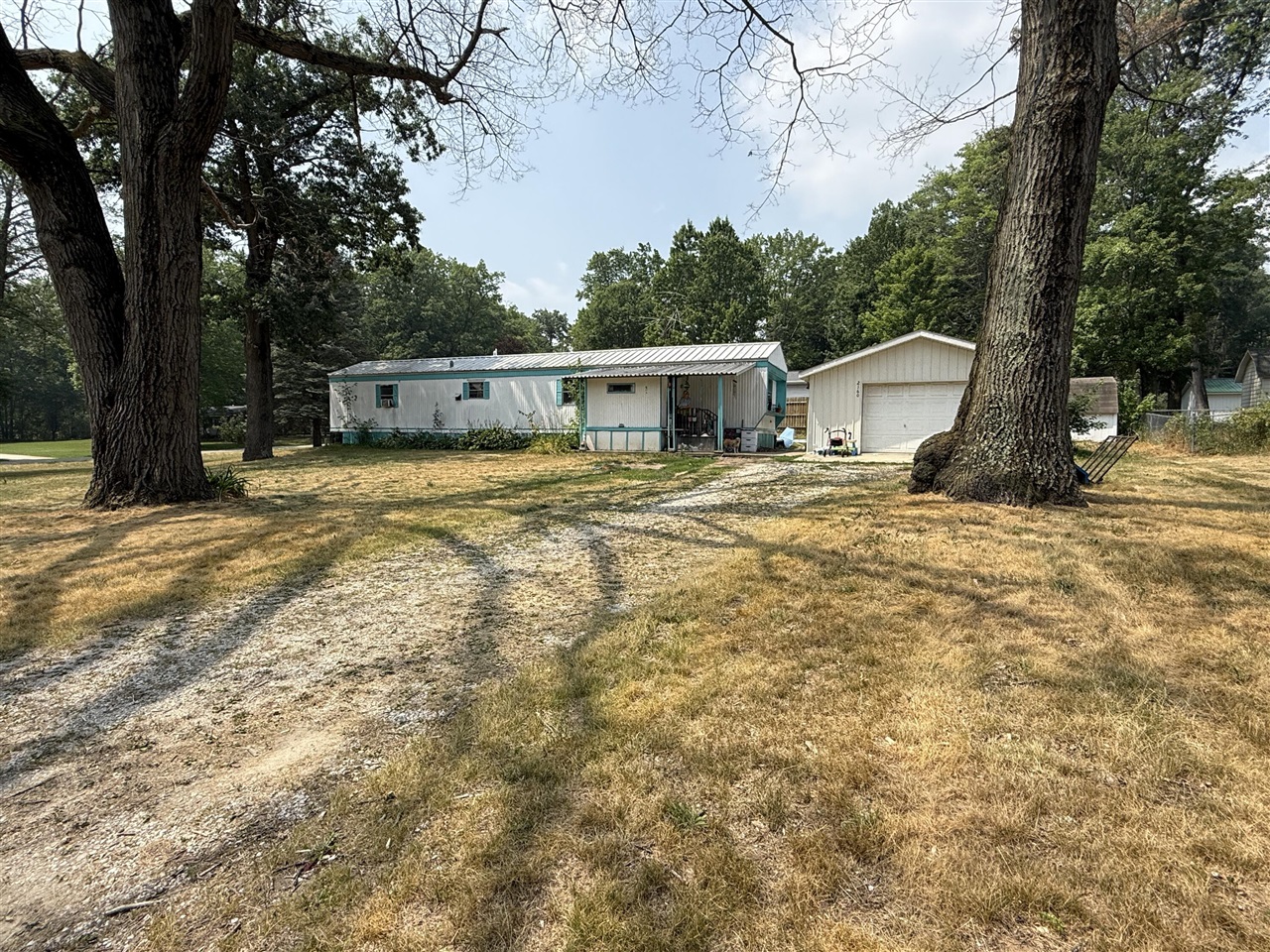 2160 Oak Ridge Drive