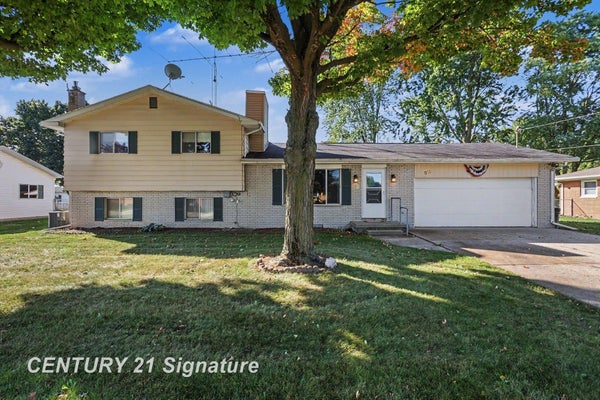 811 DORO LN, SAGINAW, MI 48604 - Image 2ff81301feb6081609f1548b2eb29bca/2559782158