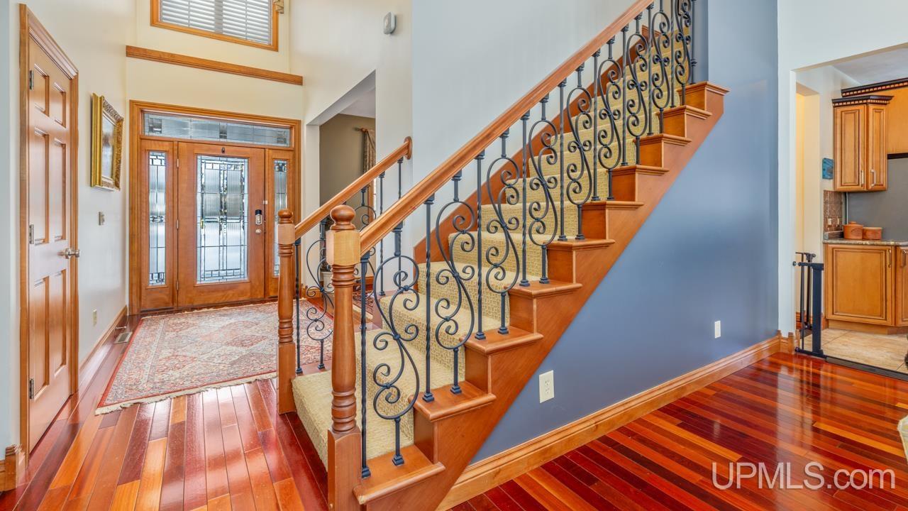 7726 N Lake Bluff O.5 Drive