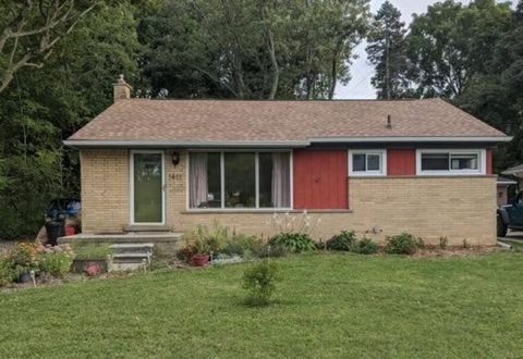 Photo of 1411 Collegewood Street, Ypsilanti, MI 48197 (MLS # 70542653)