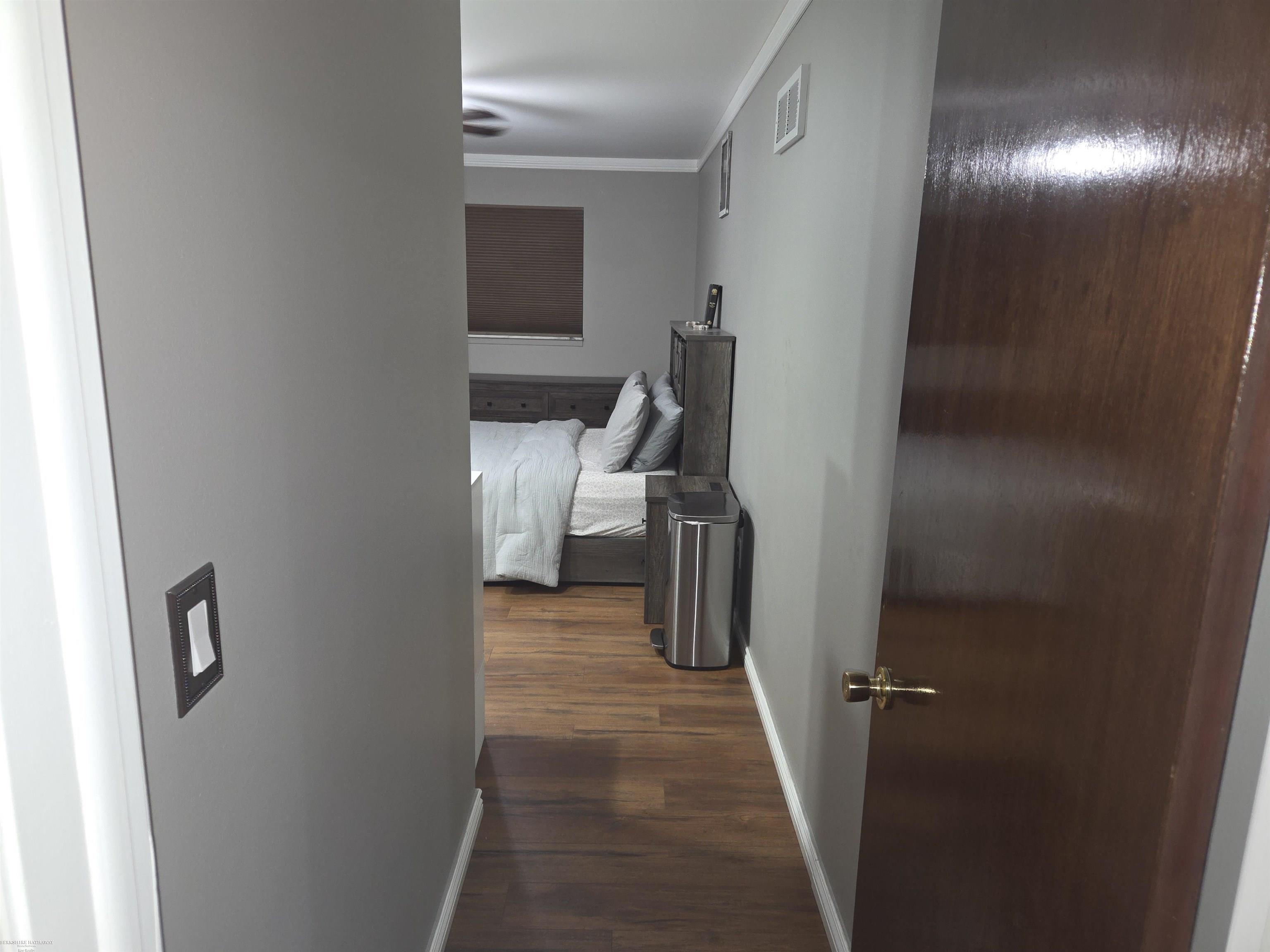 Warren, Michigan 48093, United States, 2 Bedrooms Bedrooms, ,2 BathroomsBathrooms,Residential,Active,193235