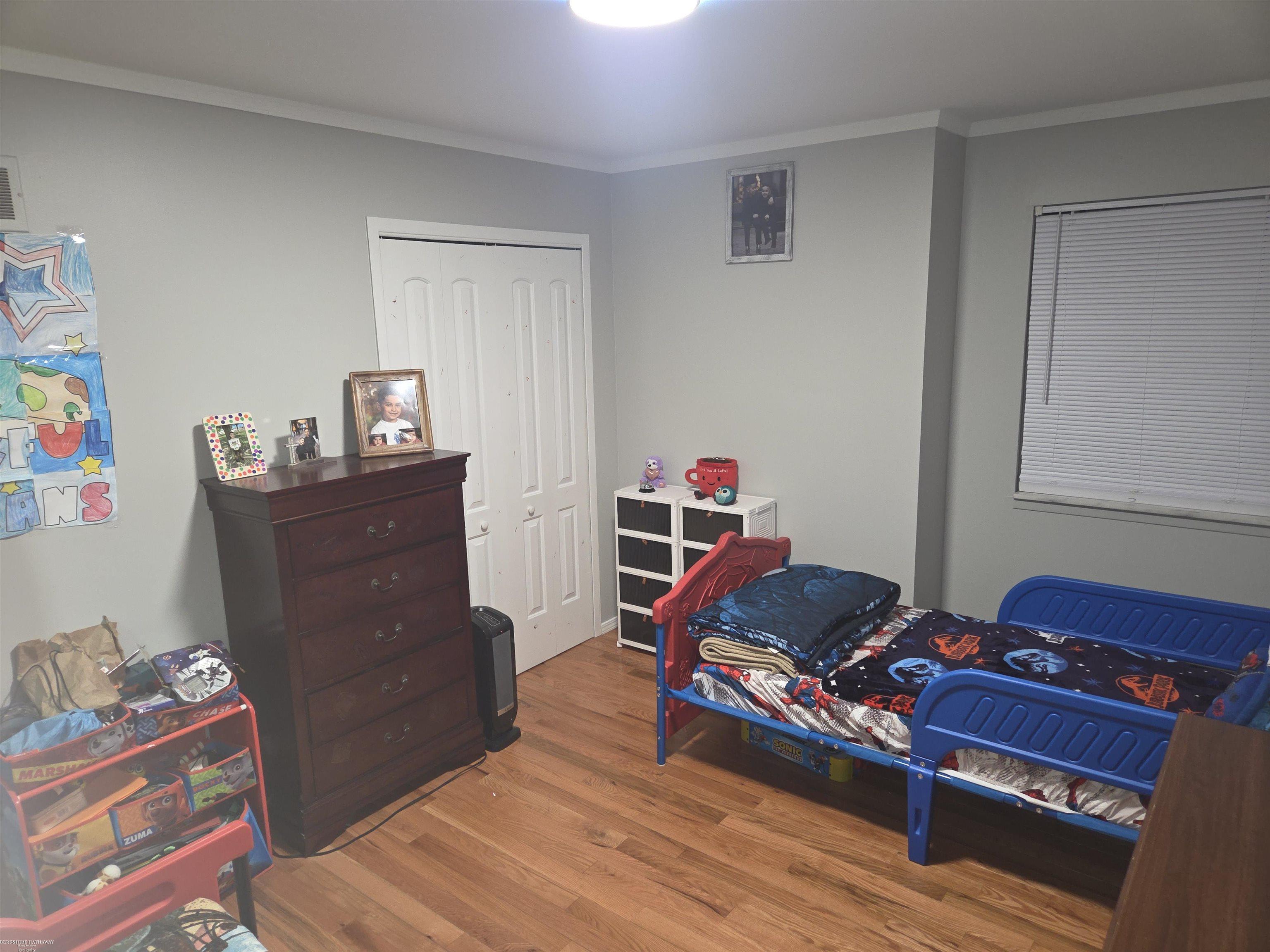 Warren, Michigan 48093, United States, 2 Bedrooms Bedrooms, ,2 BathroomsBathrooms,Residential,Active,193235