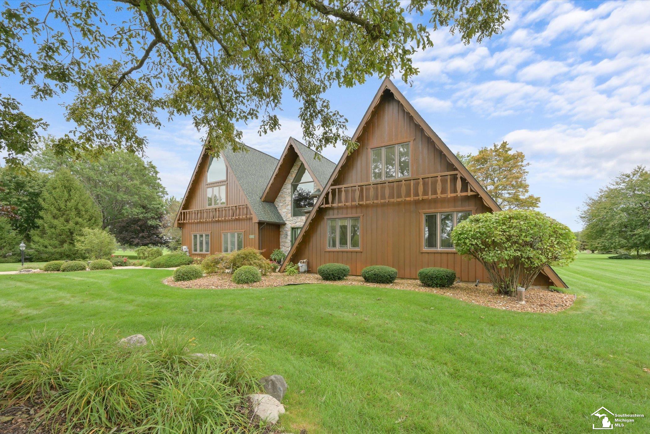 1567 W Erie Road
