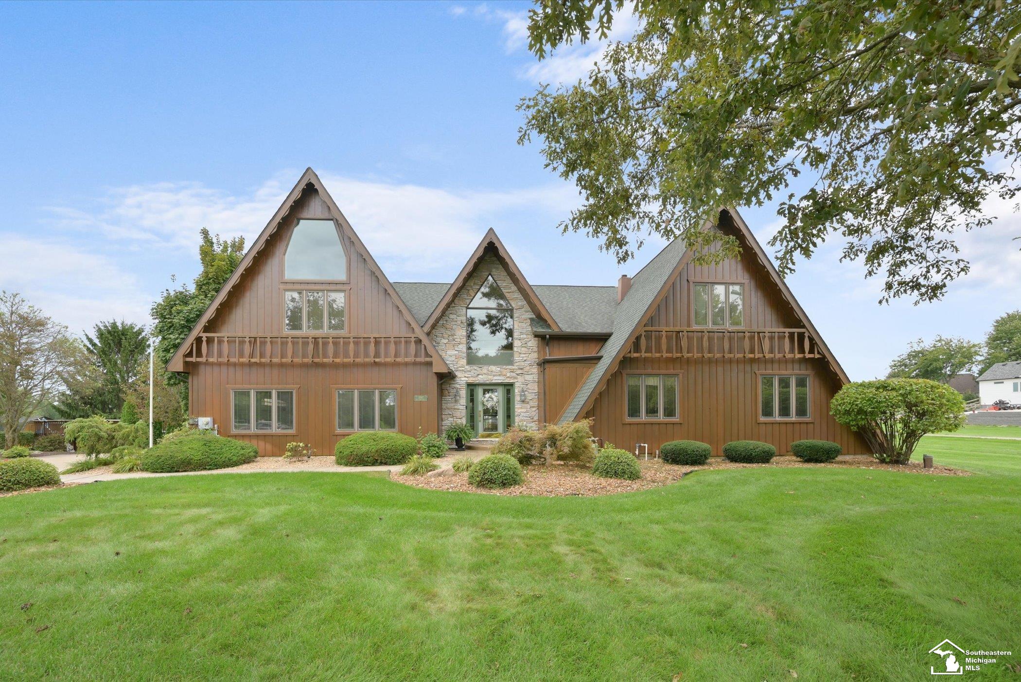 1567 W Erie Road