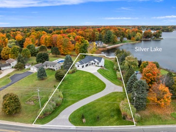 504 S East Silver Lake Road Traverse City MI 49685
