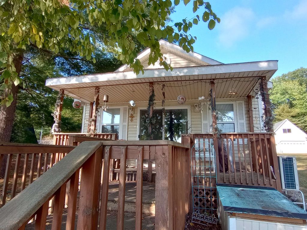 Photo of 4488 Lakeview Drive, Alger, MI 48610 (MLS # 50190069)