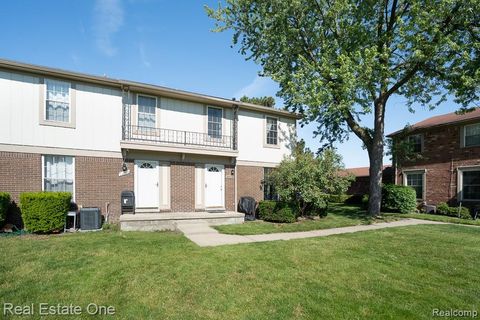 Photo of 35226 Tall Oaks Drive, Sterling Heights, MI 48312 (MLS # 60998369)