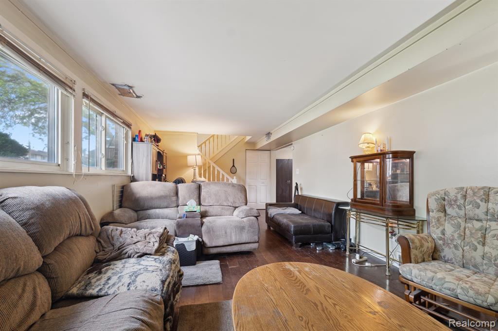 Rockwood, Michigan 48173, United States, 3 Bedrooms Bedrooms, ,2 BathroomsBathrooms,Residential,Active,193237