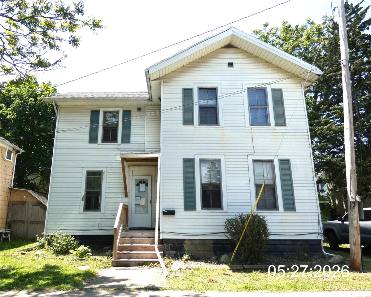 814 Central Place