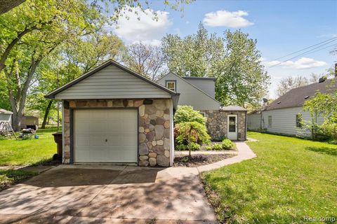 1794 Meadow Drive Monroe MI 48162