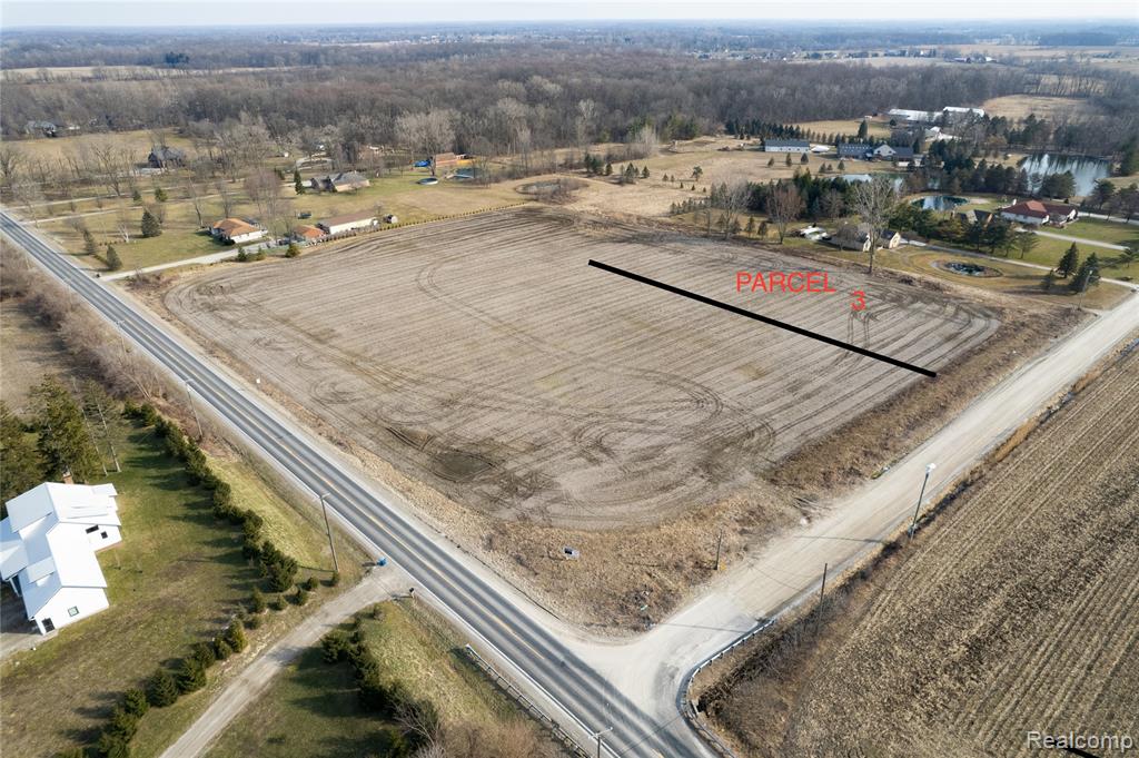 SOUTH OF SCHOEN schoenherr SE 29 MILE AND SCHOEHNERR Road Drive