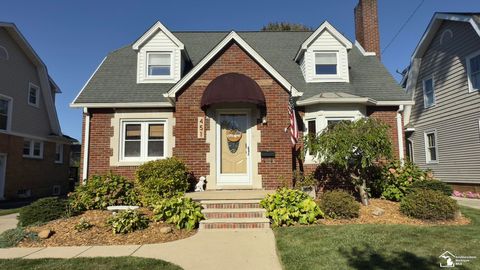 451 St. Marys Avenue Monroe MI 48162