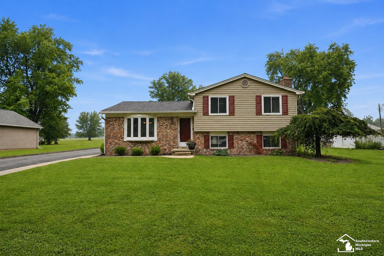 33429 Ludwig Drive