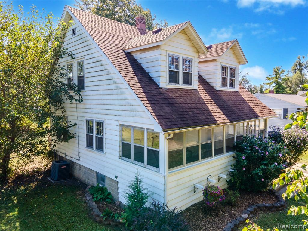 652 Bentley Drive