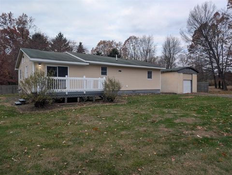 Photo of 8470 Kennedy Road, Munith, MI 49259 (MLS # 70504099)