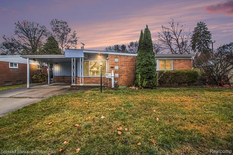 Photo of 14561 Leslie Street, Oak Park, MI 48237 (MLS # 60955909)