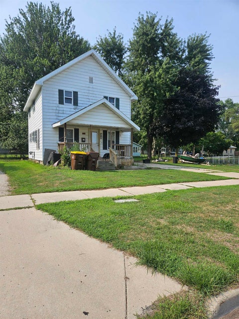 Photo of 1112 ferris Street, Alma, MI 48801 (MLS # 50218175)