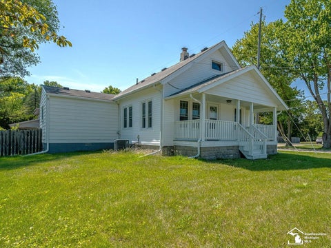 Photo for 8237 Lewis Avenue