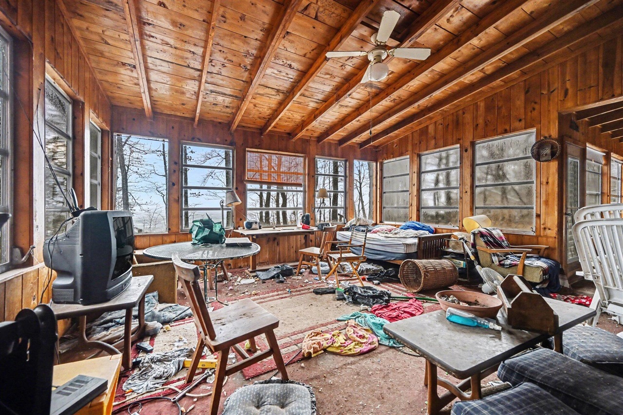 1812 Morning Glory Lane