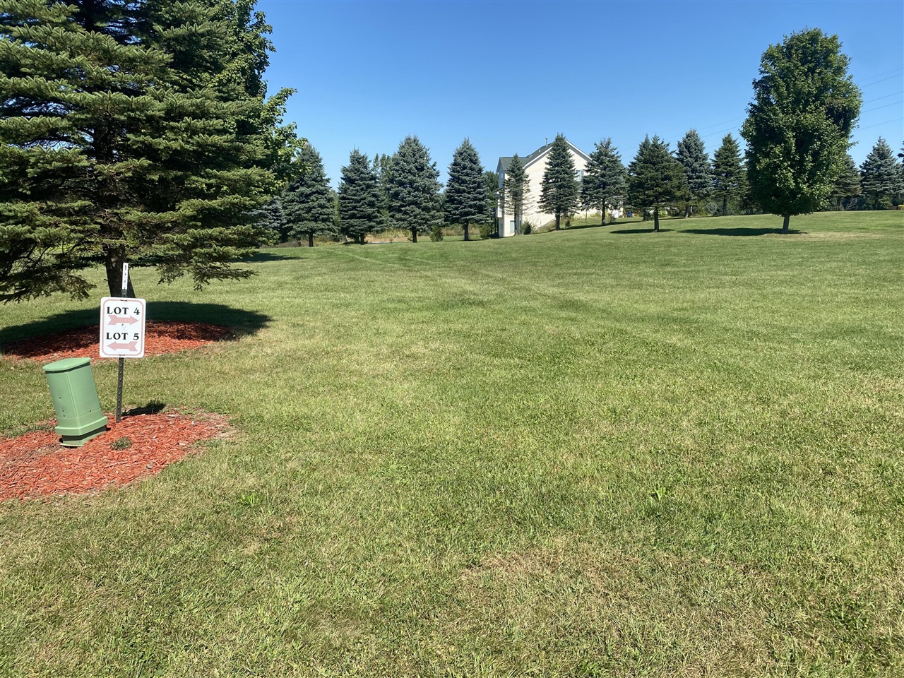 RIVER BEND Drive Lot #4
