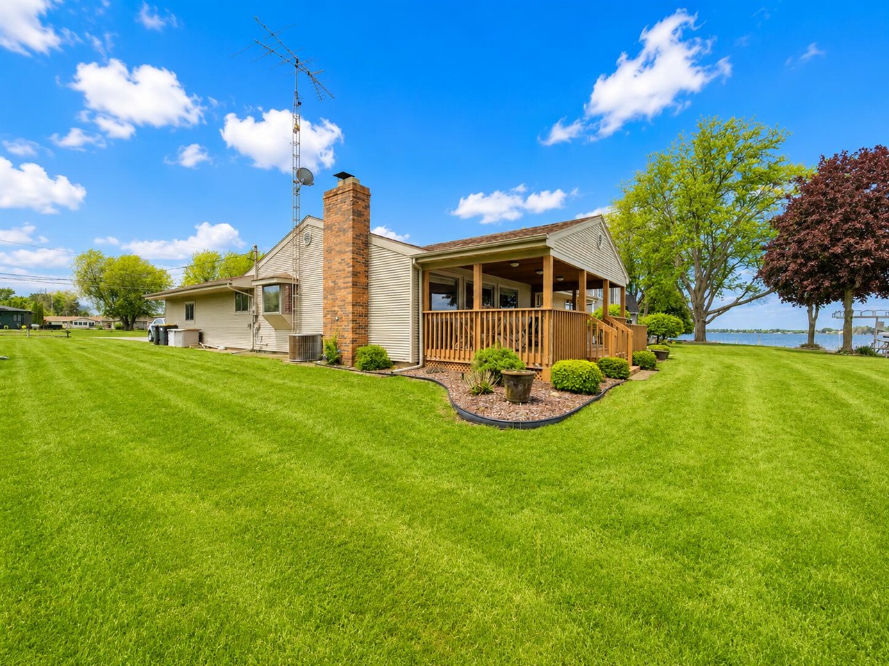 173 S Grand Pointe Drive