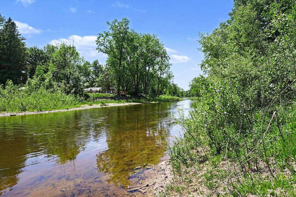 Photo of 1026 Birch Ridge Road, Gladwin, MI 48624 (MLS # 50210246)