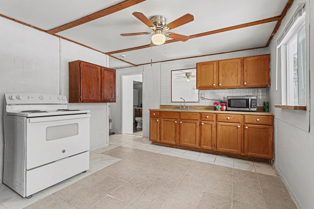 Photo of 1654 Opland Road, Gladwin, MI 48624 (MLS # 50199923)