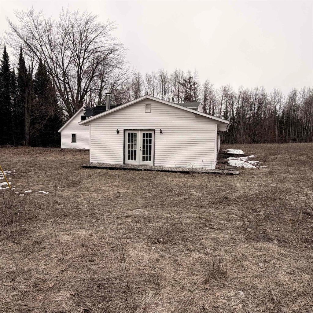 Photo of 1340 N Harding Avenue, Harrison, MI 48625 (MLS # 50202465)