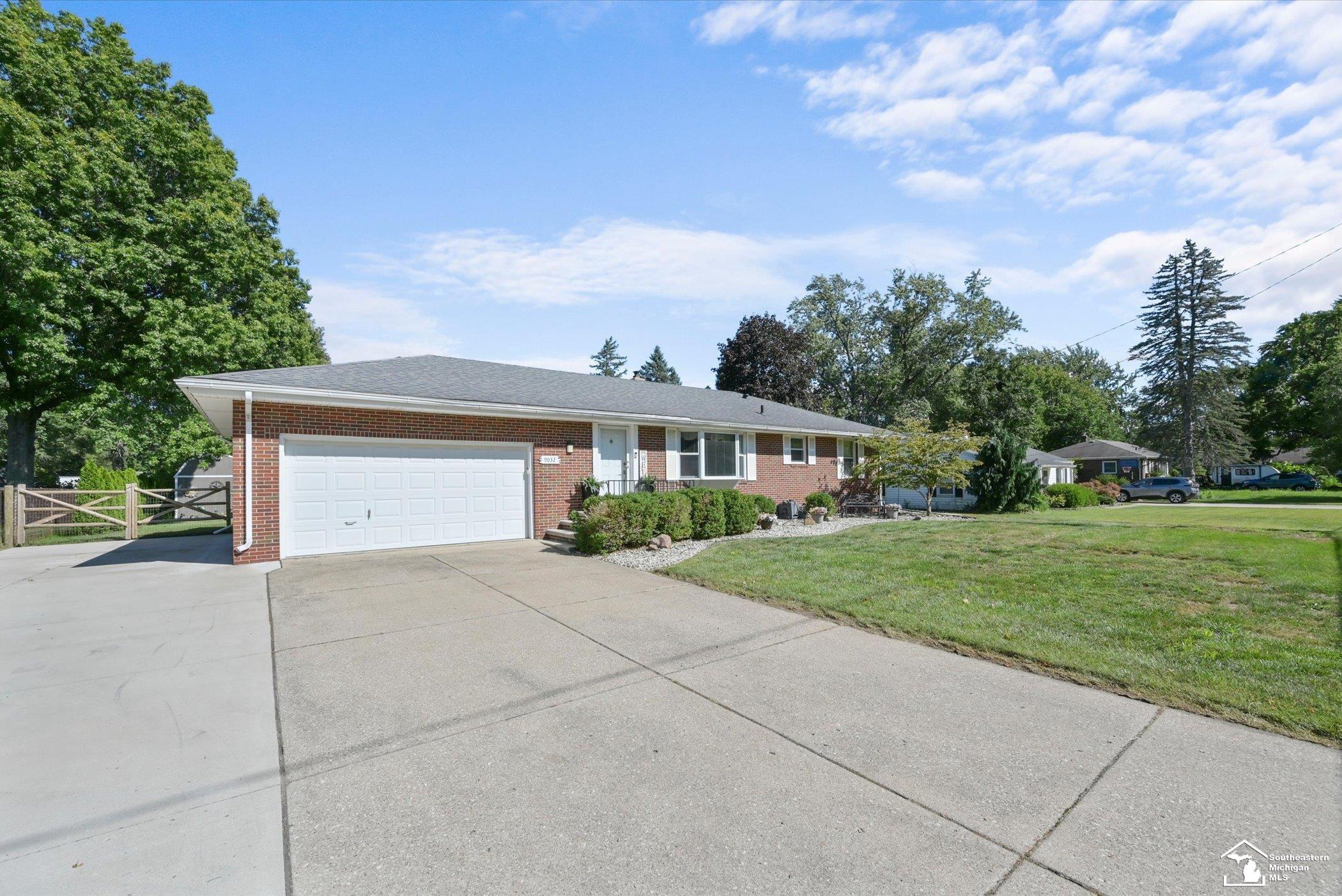 9032 Lawrence Drive