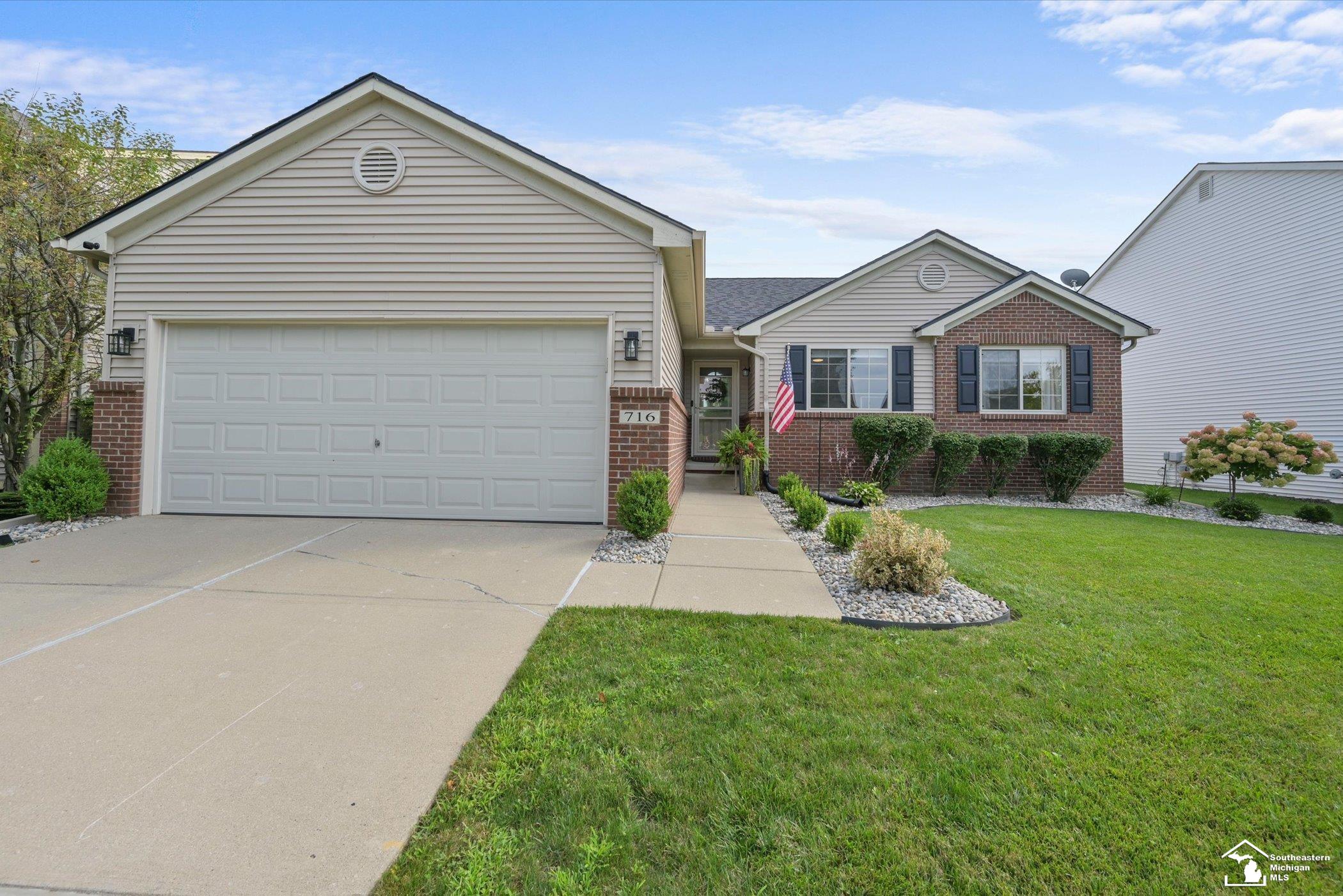 716 Falcon Drive