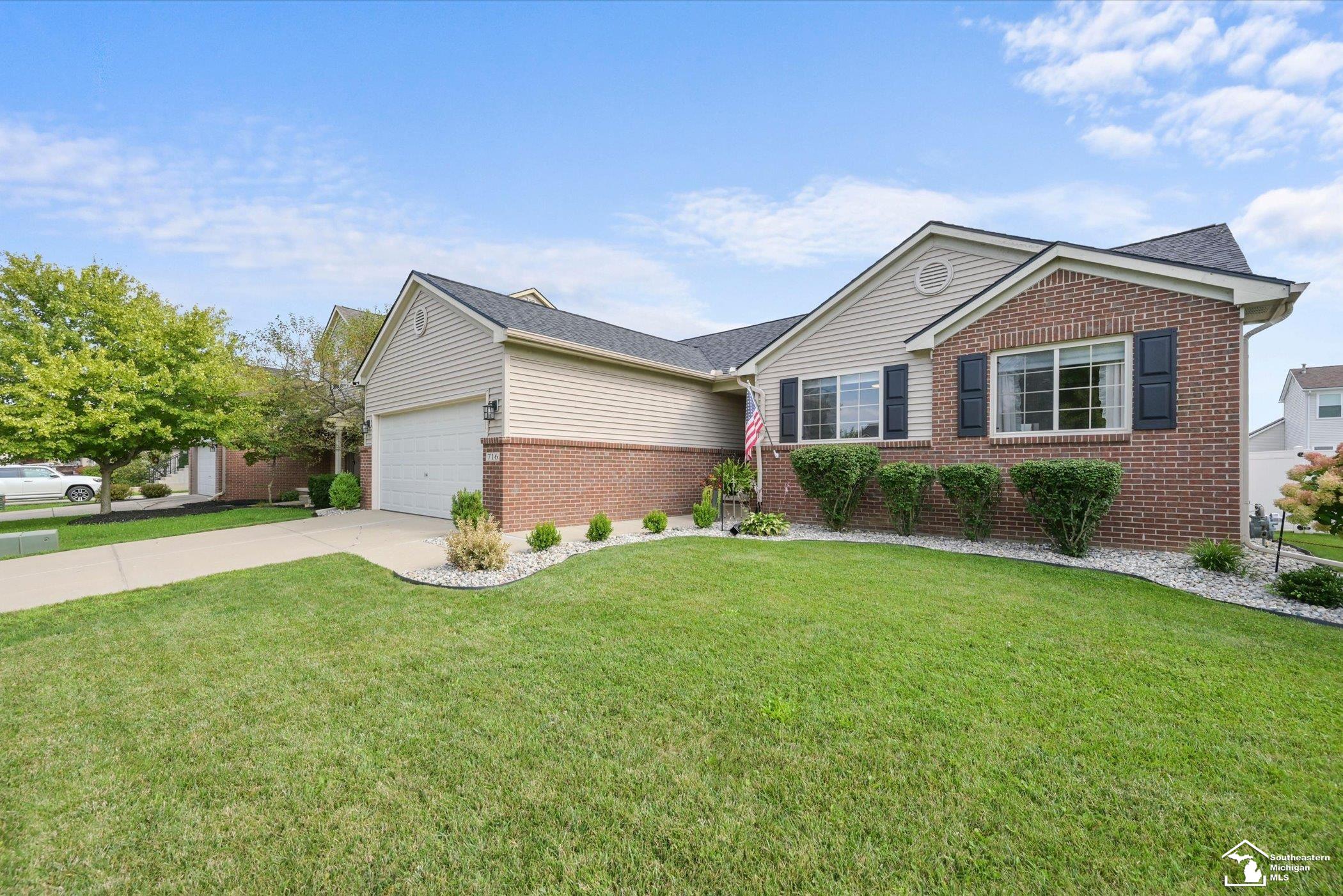 716 Falcon Drive