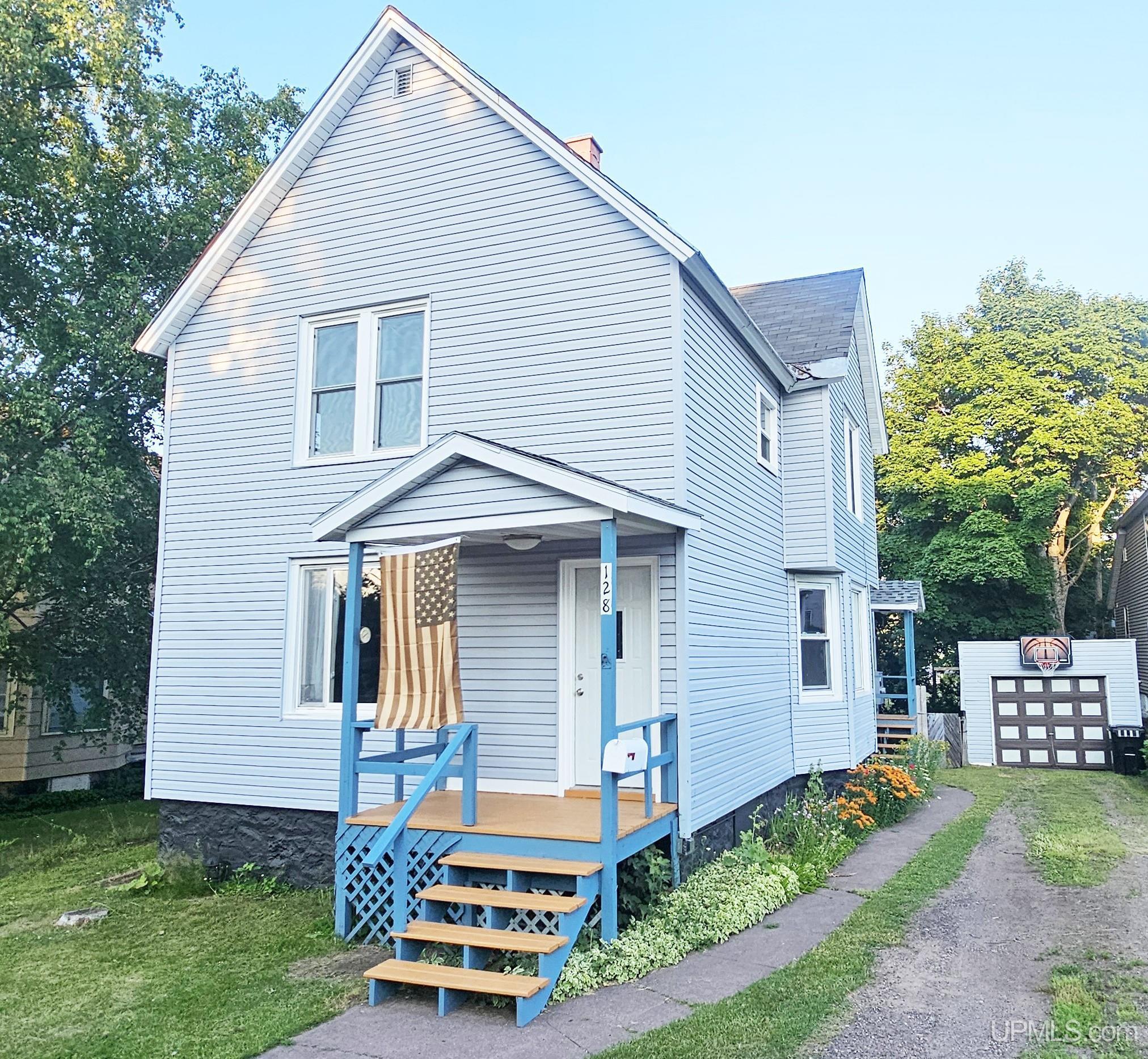 128 Pewabic Street