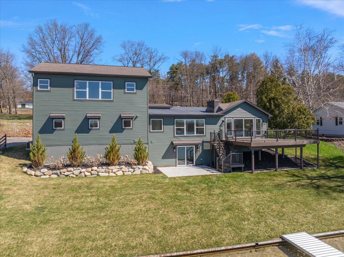 12475 Oakwood Shores Street