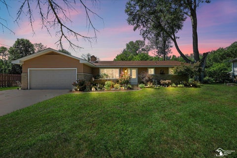 Photo for 8417 Saratoga Drive