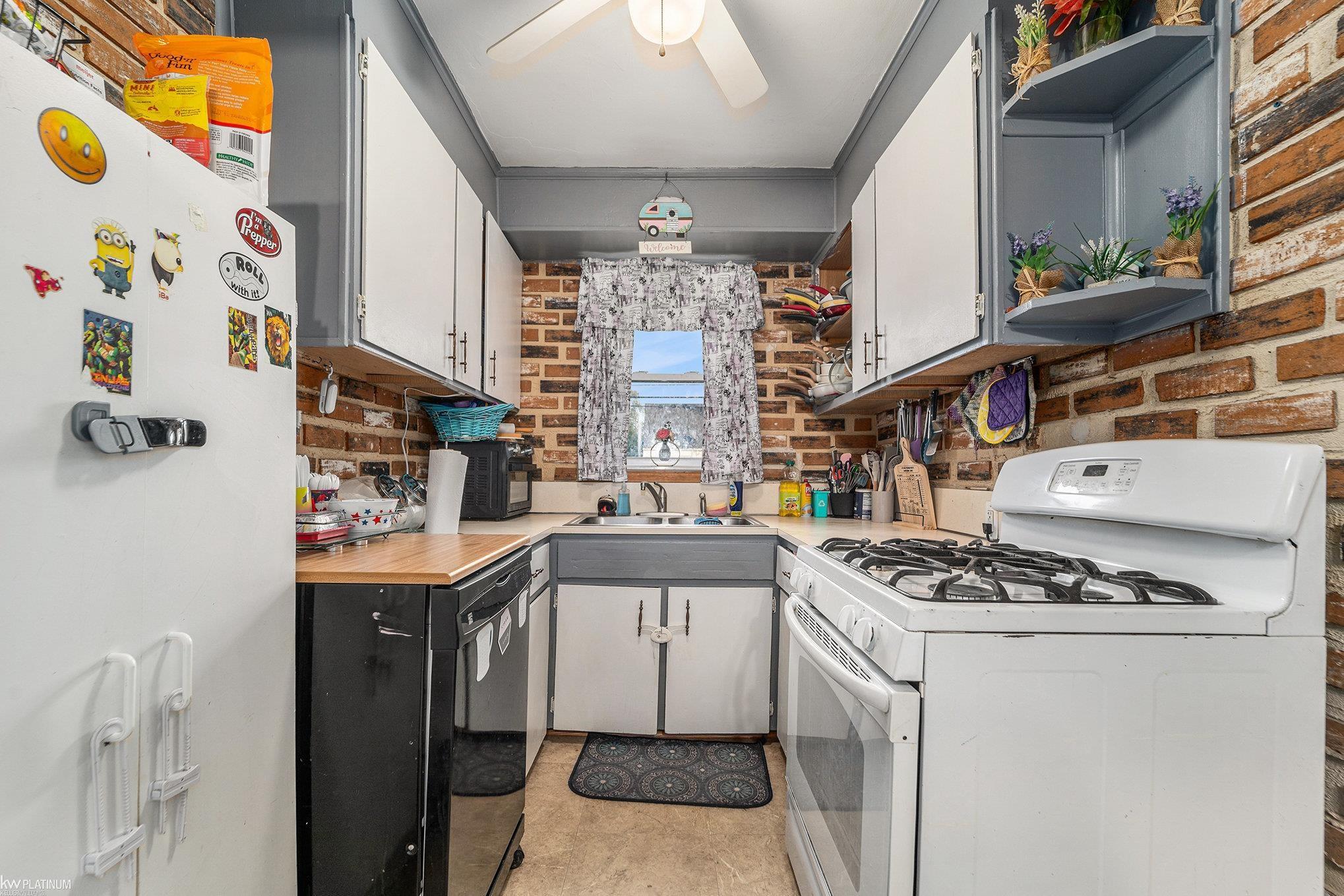 22076 Tuscany Avenue