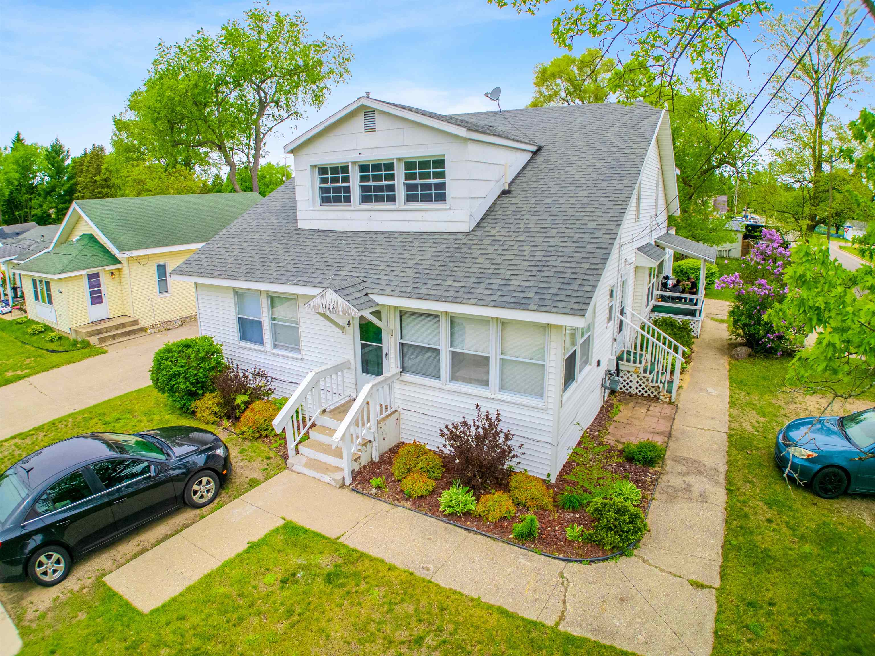 1102 Chestnut Street